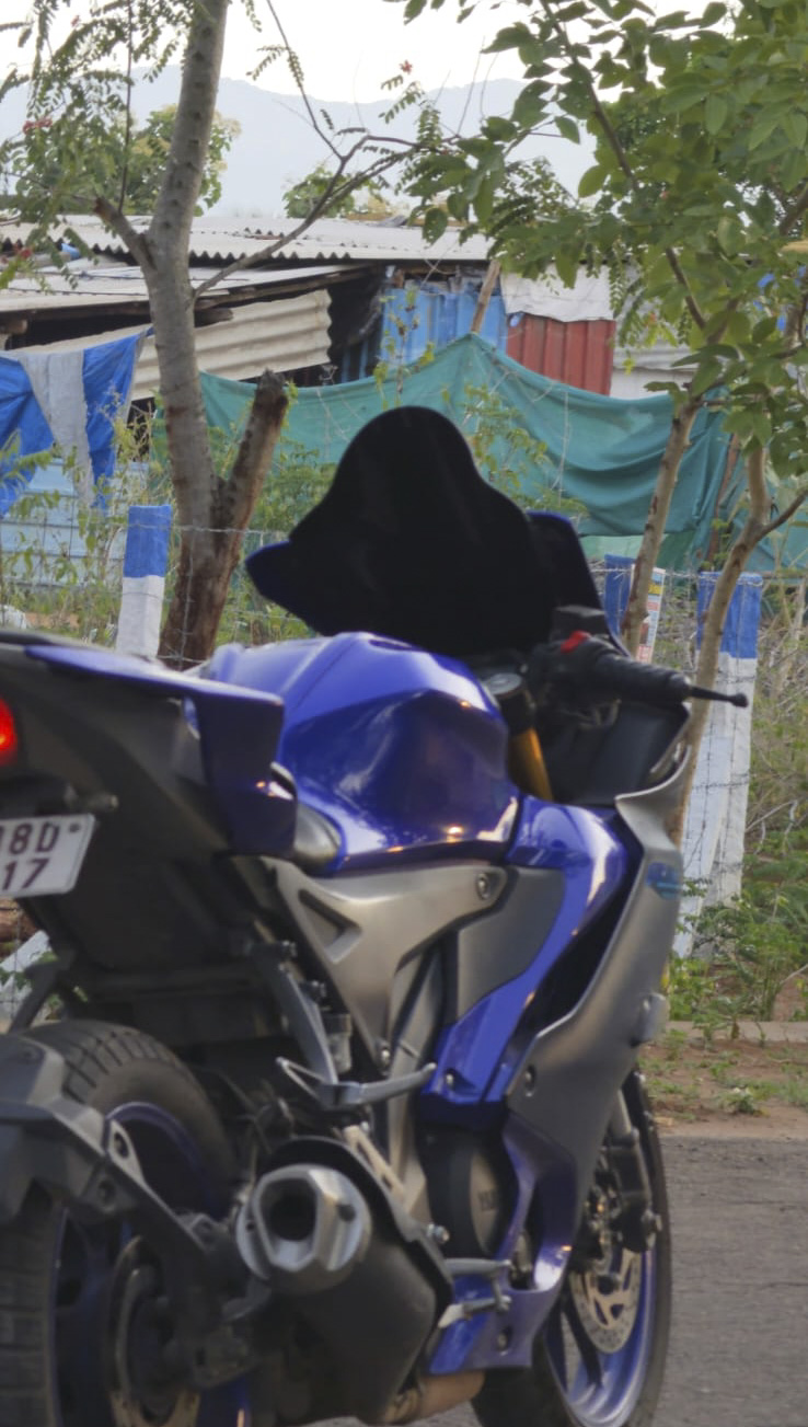 Used 2021 Yamaha R15 V4 M for sale — photo 3 | UpcurvHub