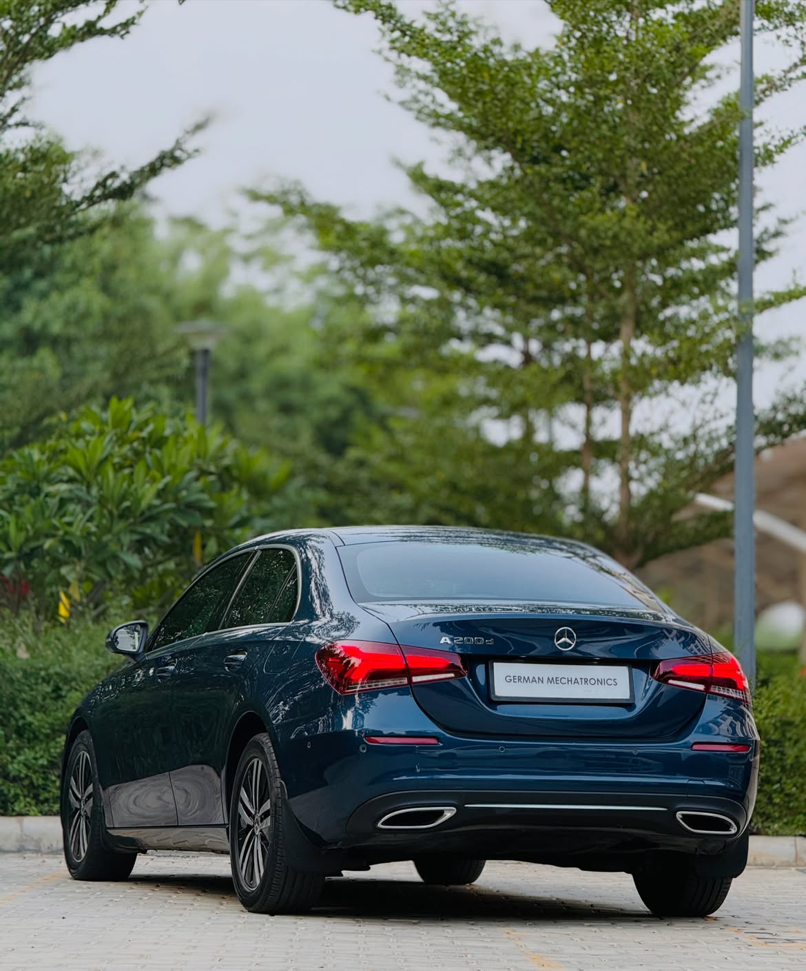 Used 2021 Mercedes-Benz A-Class A200d for sale — photo 7 | UpcurvHub
