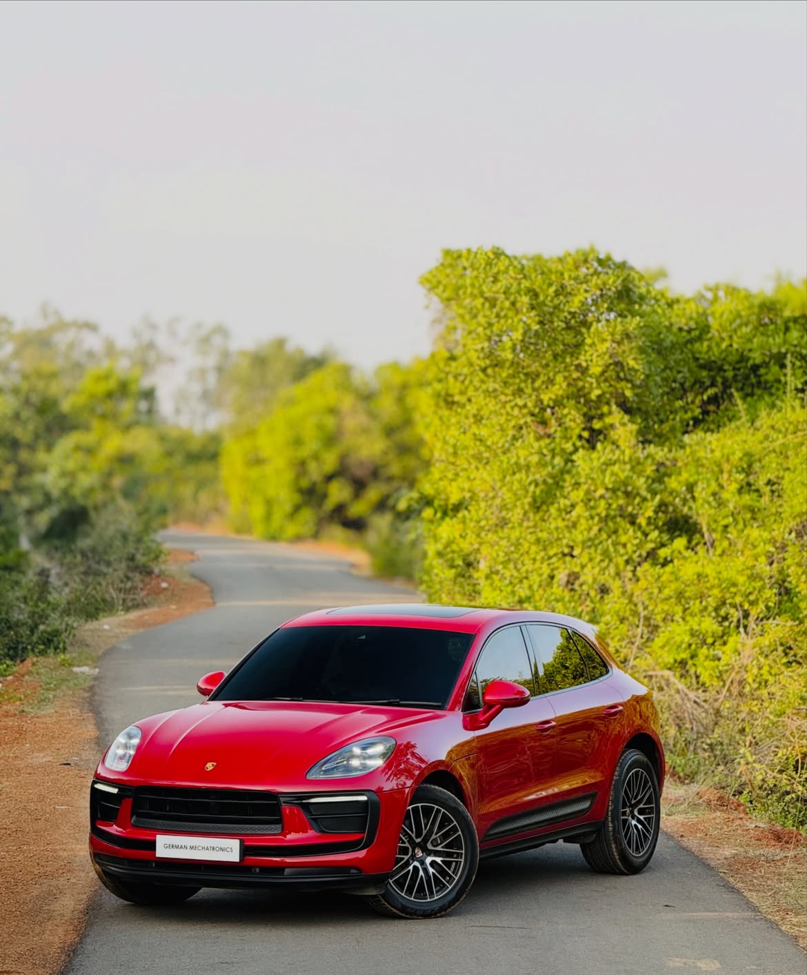 Used 2022 Porsche Macan 2.0 Turbo Charged Petrol Face lift for sale — photo 2 | UpcurvHub