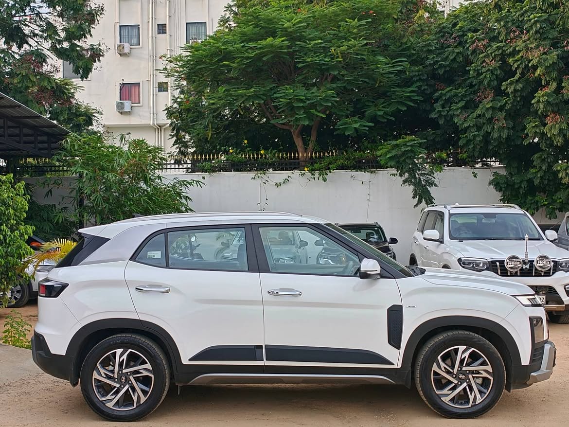 Used 2025 Hyundai Creta SX for sale — photo 4 | UpcurvHub