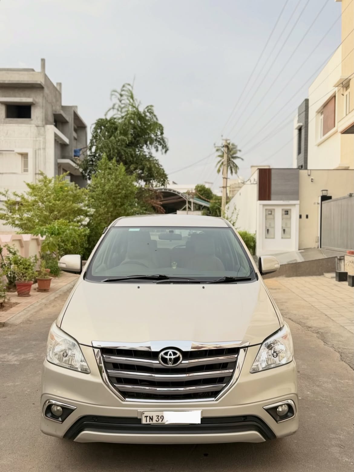 Used 2014 Toyota Innova for sale — photo 1 | UpcurvHub