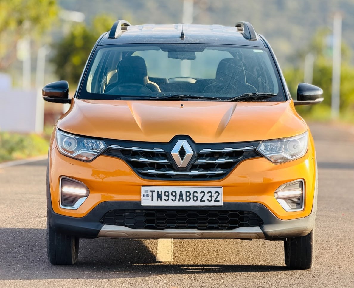 Used 2024 Renault Triber for sale — photo 1 | UpcurvHub
