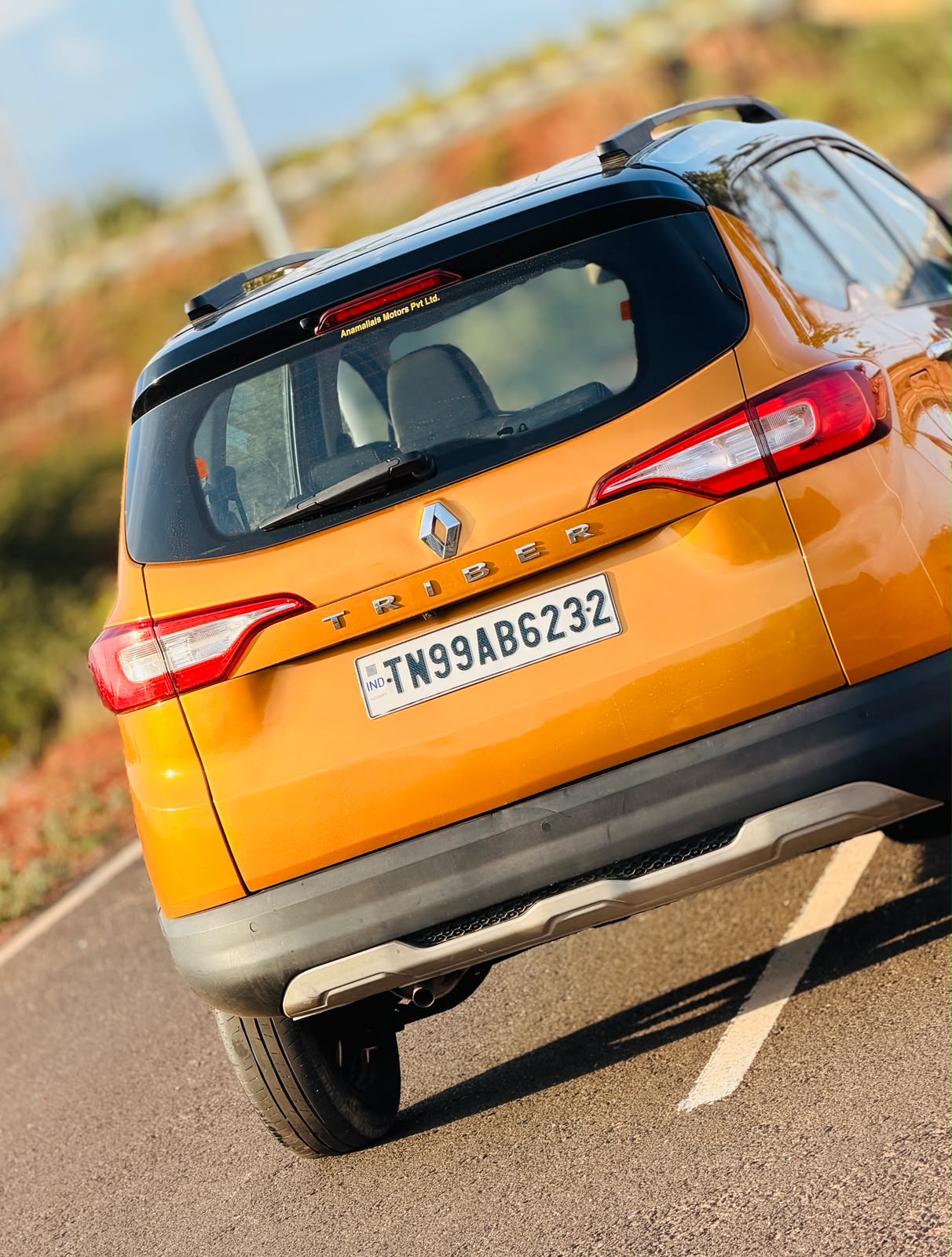 Used 2024 Renault Triber for sale — photo 5 | UpcurvHub