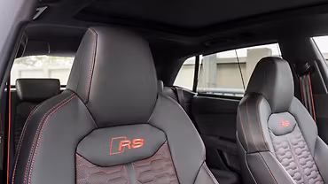 Audi RS Q8 photo 6
