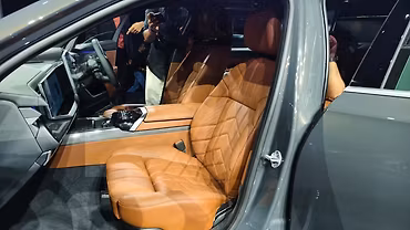 BMW 7 Series photo 6