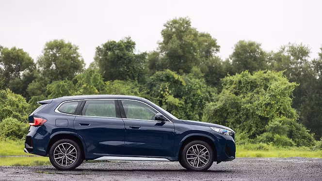 BMW X1 LWB photo 2