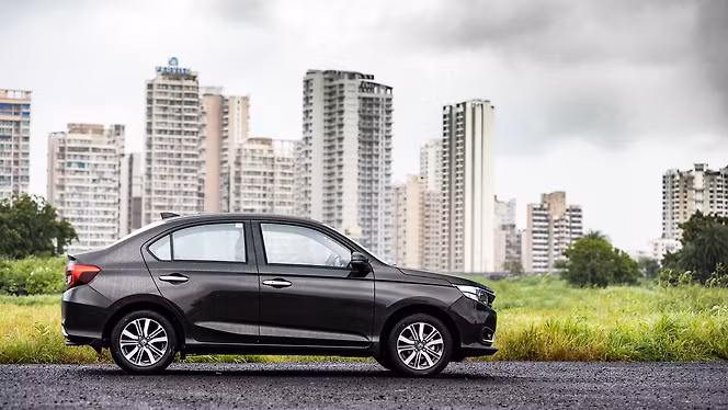 Honda Amaze - 2nd Gen photo 2