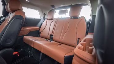 Kia Carnival photo 7