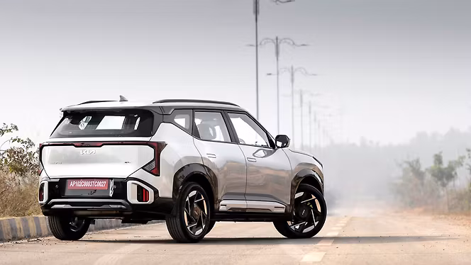 Kia Seltos photo 3