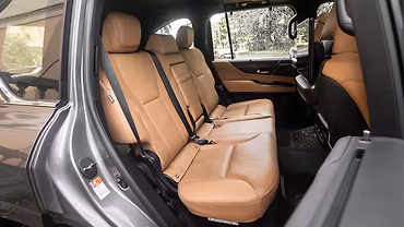 Lexus LX photo 6
