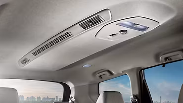 Mahindra Marazzo photo 5