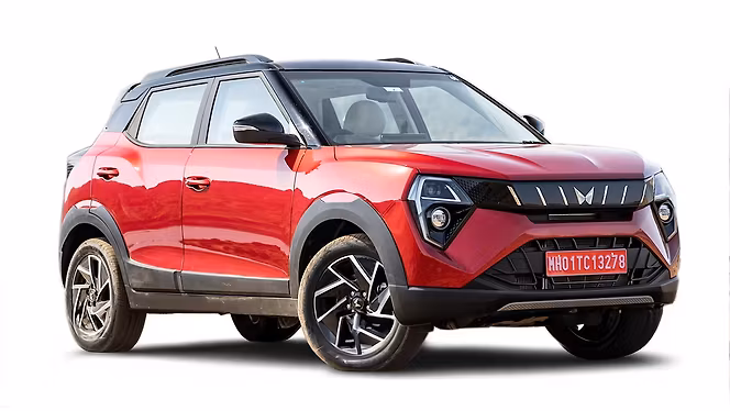 Mahindra XUV 3XO photo 2