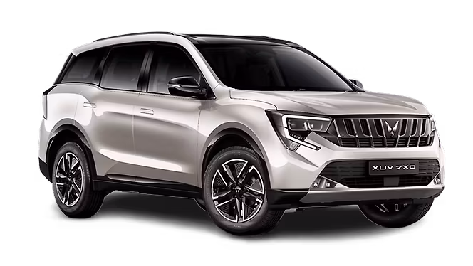 Mahindra XUV 7XO photo 1