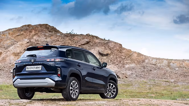 Maruti Suzuki Grand Vitara photo 4