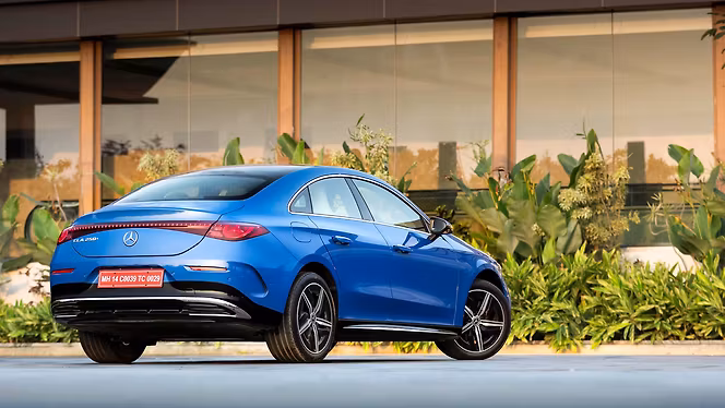 Mercedes-Benz CLA photo 3