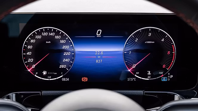 Mercedes-Benz GLA photo 4