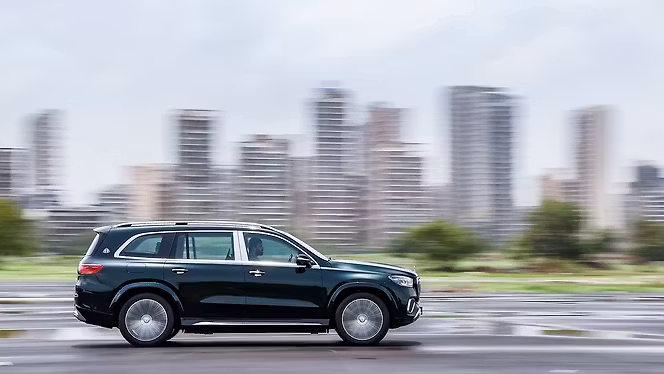 Mercedes-Benz Mercedes-Maybach GLS photo 2