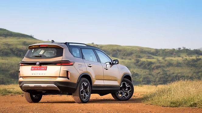 Tata Safari photo 3