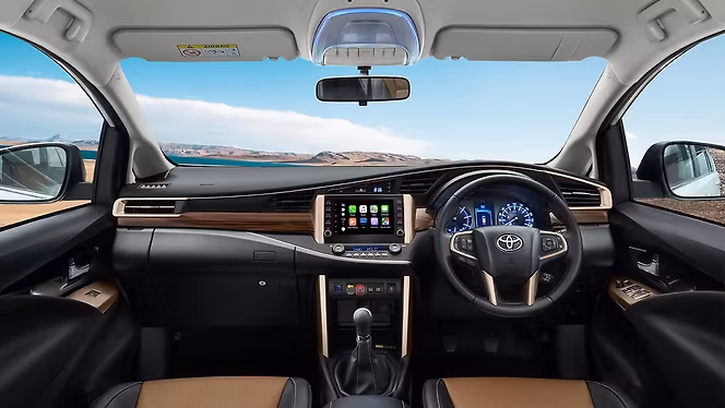 Toyota Innova Crysta photo 5