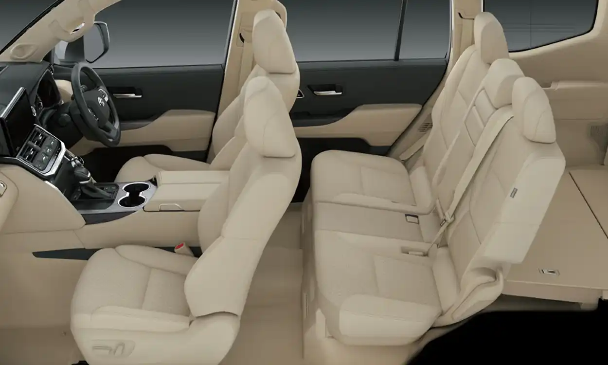 Toyota Land Cruiser 300 photo 2