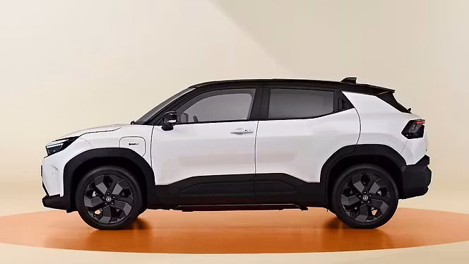 Toyota Urban Cruiser Ebella photo 4