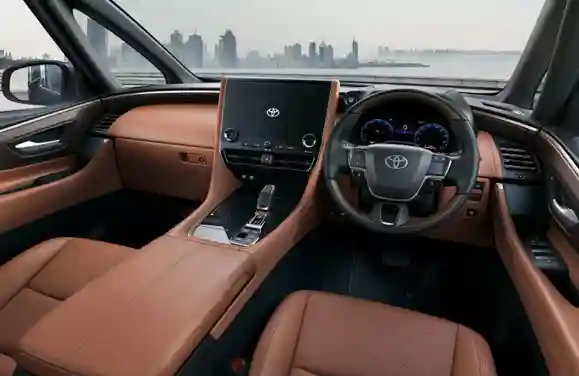 Toyota Vellfire photo 5