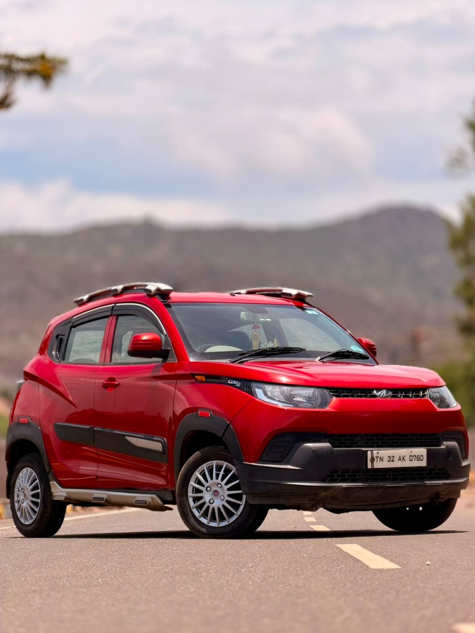 Used 2016 Mahindra KUV100 NXT K4+ for sale — photo 4 | UpcurvHub